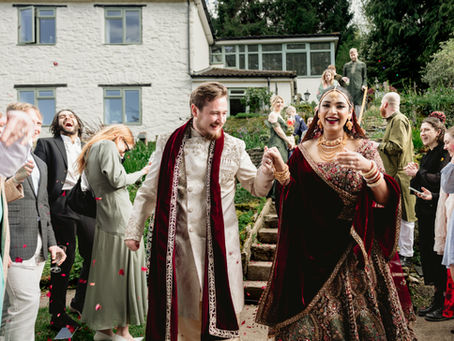 Documentary Vs Editorial Wedding Photography : Which Style Fits Your Wedding?