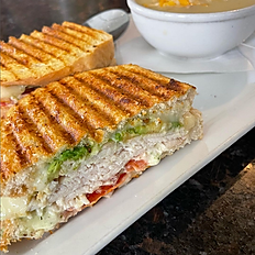 Soup and Sandwich special today (just untill 2pm)