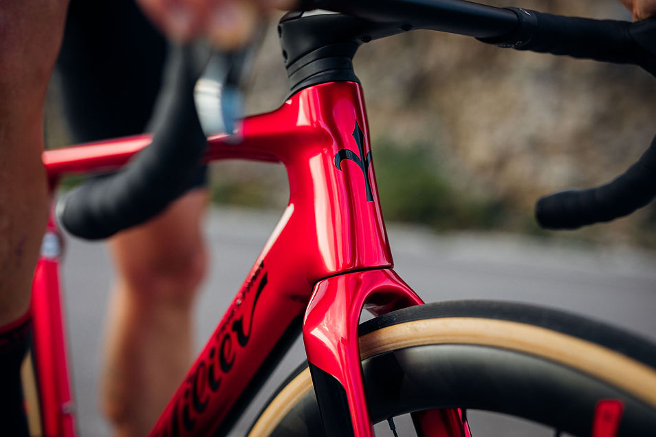 קלוז אפ על סטם של אופניי wilier