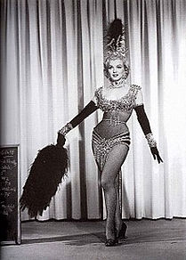 220px-Marilyn_Monroe_wearing_her_origina