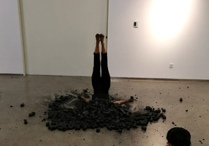Lala Nomada/ Guadalupe Aldrete
S./T. – Mahnmal (Memorial). Duration 15 min. Up-On festival at JZFZ gallery. Chendu, China. 2017. Pic. W.Wilhelmus
