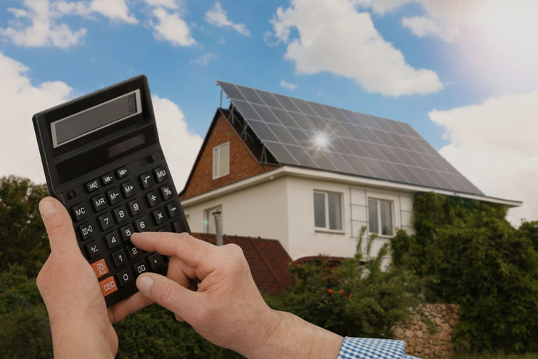 Predict your electricity cost with our solar panels