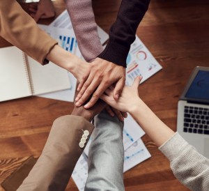 100 Questions Workplace Professionals Can Ask Their Healthy Mindset Coach AI