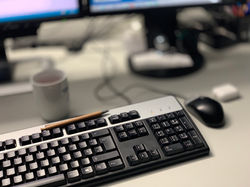keyboard-desktop-2023-11-27-05-32-25-utc