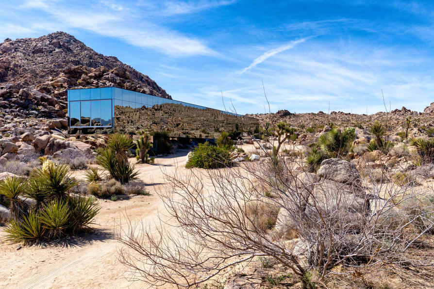 Invisible House-02.jpg