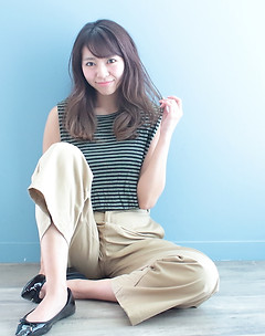 グラデーションカラー、セミロング、ナチュラルパーマ