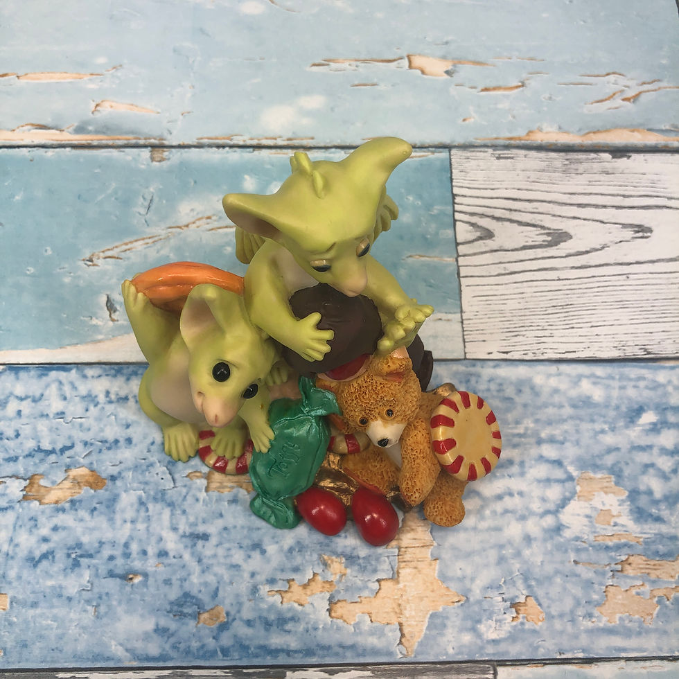 Thumbnail: Whimsical Pocket Dragons Sticking Together 1997 boxed  Real Musgrave