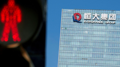"Không trả được nợ", cổ phiếu Evergrande Group tụt dốc xuống mức thấp nhất trong 11 năm