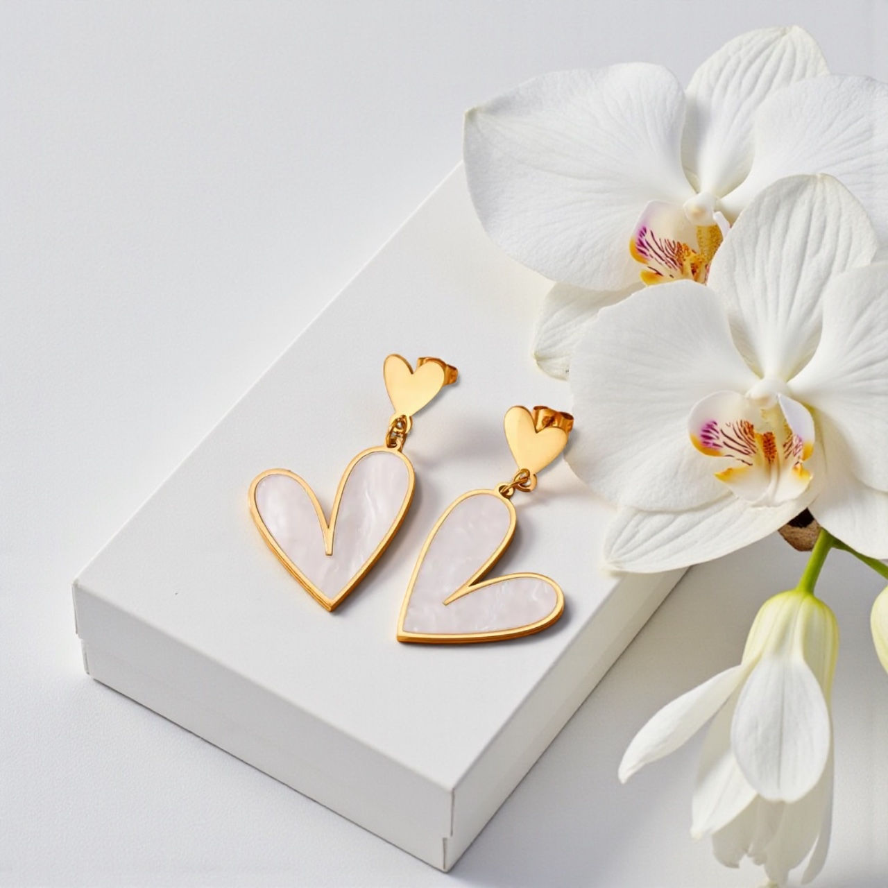 Orecchini Incanto in madreperla