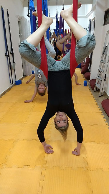 Aerial Yoga - Inovar Yoga
