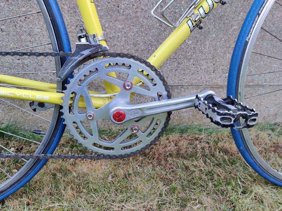 Thumbnail: Stijlvolle Belgische retro koersfiets van 1977