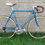 Thumbnail: Azuurblauwe Champion racefiets