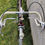 Thumbnail: Mooie bordeaux Peugeot koersfiets van 1983 met spatborden en bagagerek