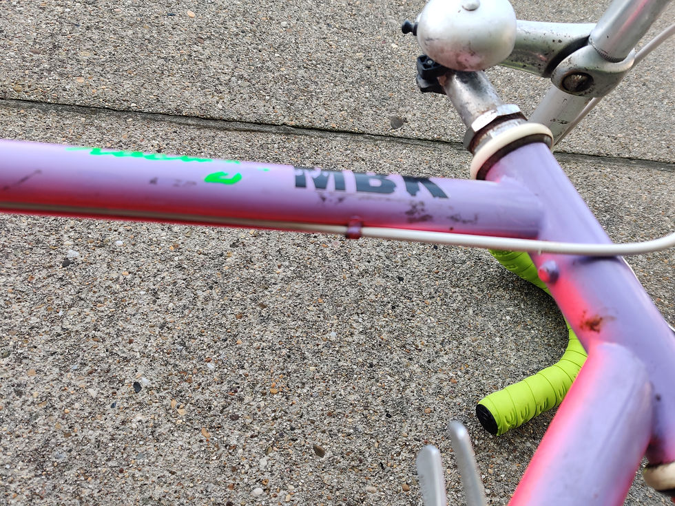 Thumbnail: Flashy MBK Racing Trainer van 1990
