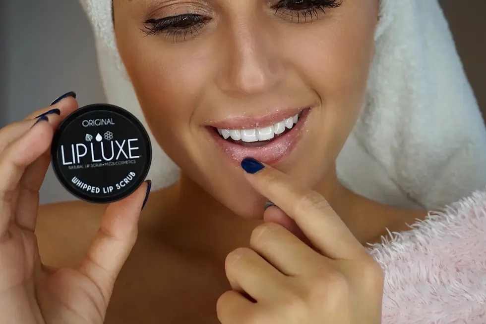 Thumbnail: Lip Luxe Signature Lip Treatment