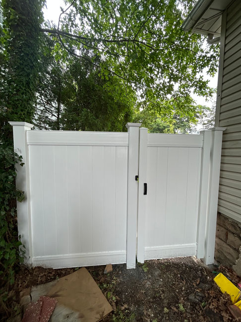 White PVC Fence with Gate