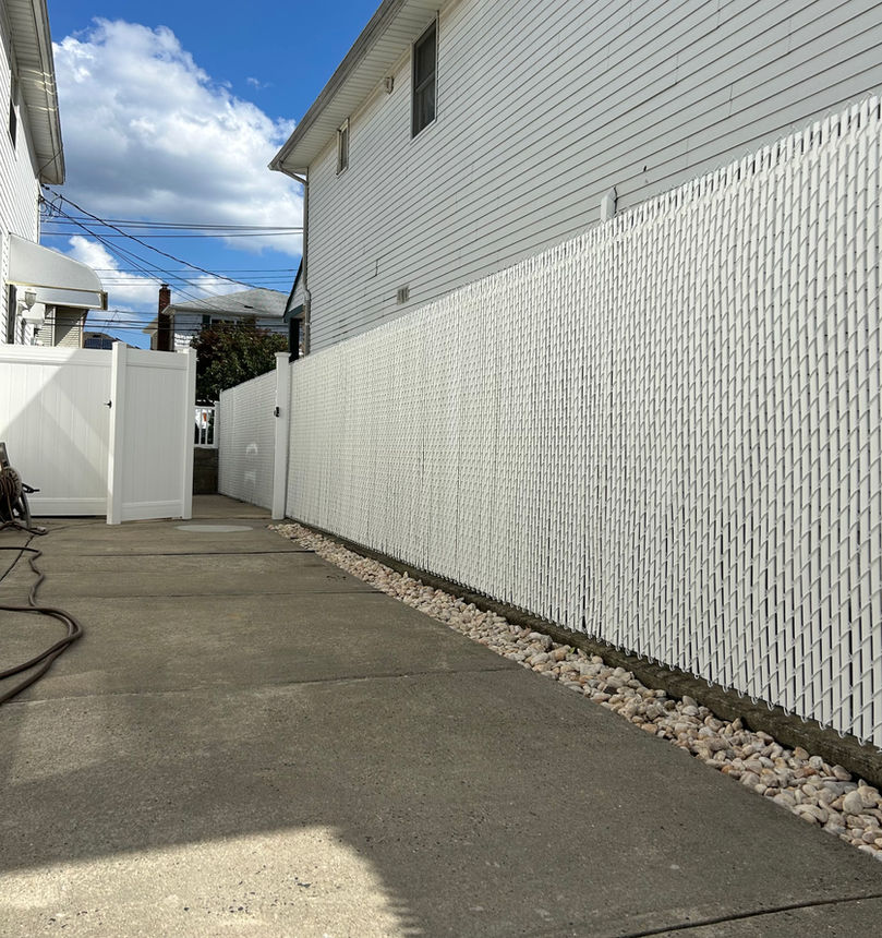 Chainlink Fence with Wing Slats