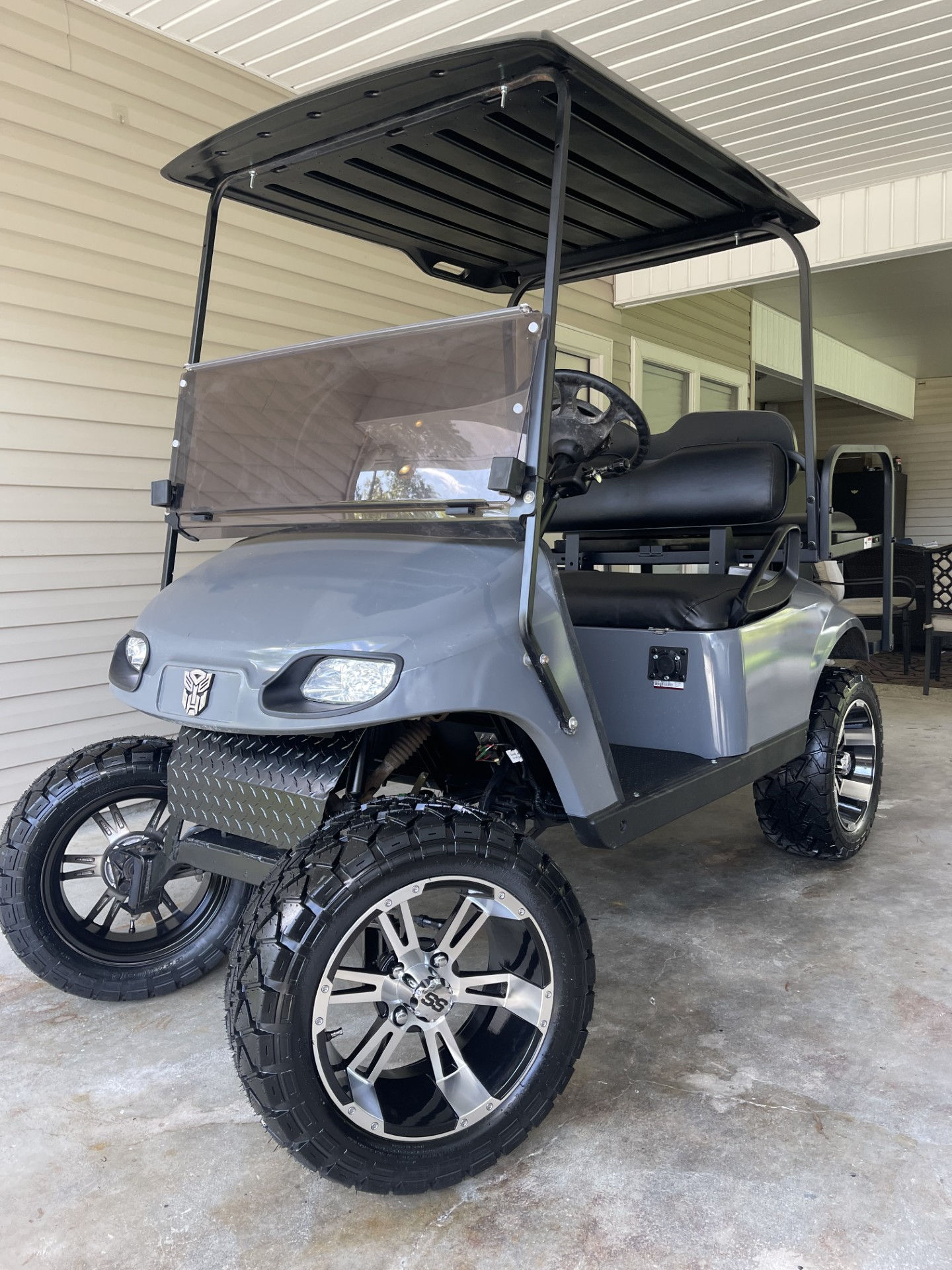 EZGO TXT PDS - LITHIUM - LIFTED