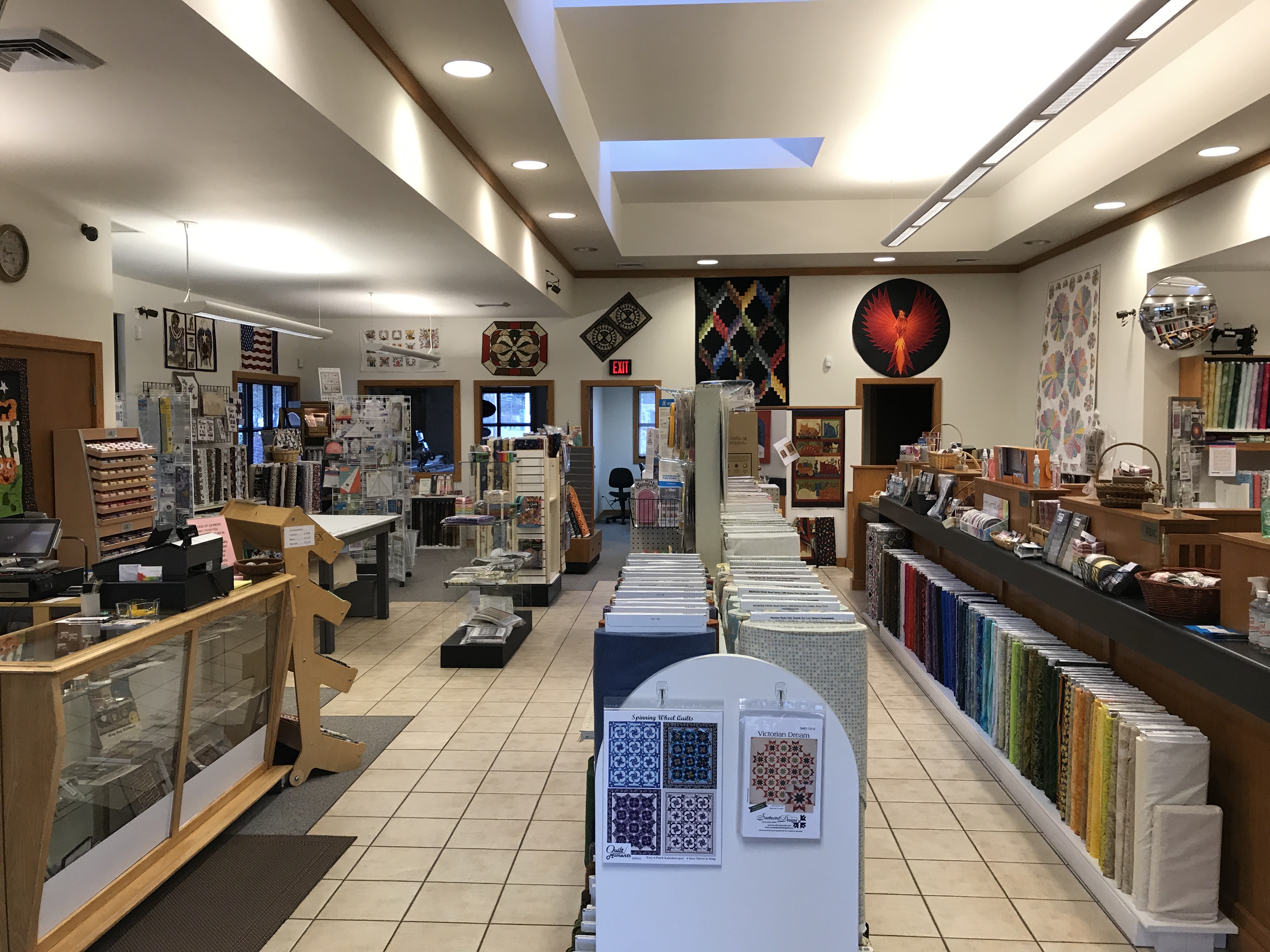 Quilt Shady Cove Corner Quilt Shop