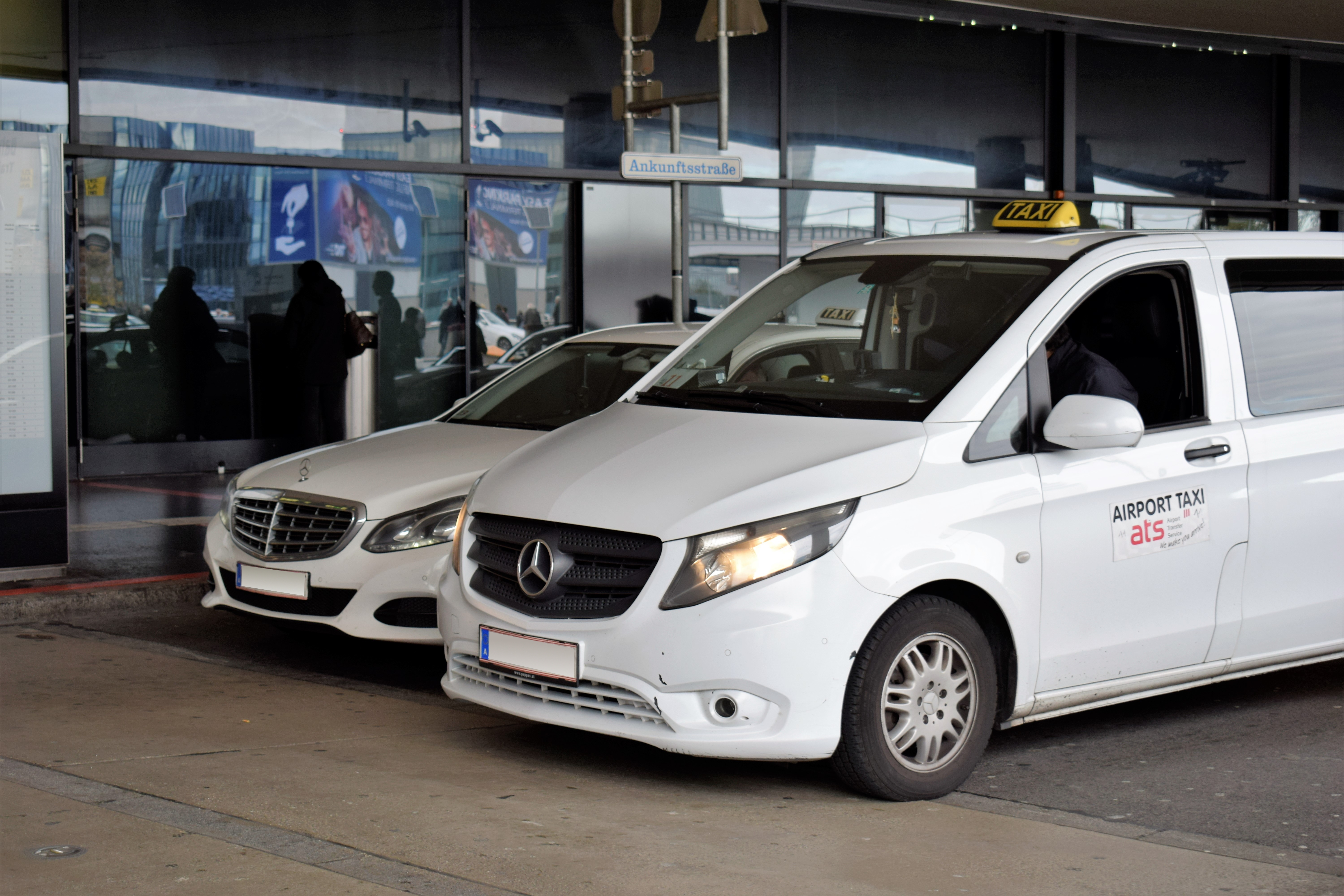 Микроавтобус Такси Заказать Спб