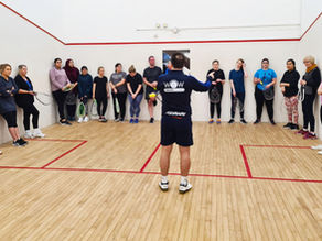 How to use social media to promote your squash facility 