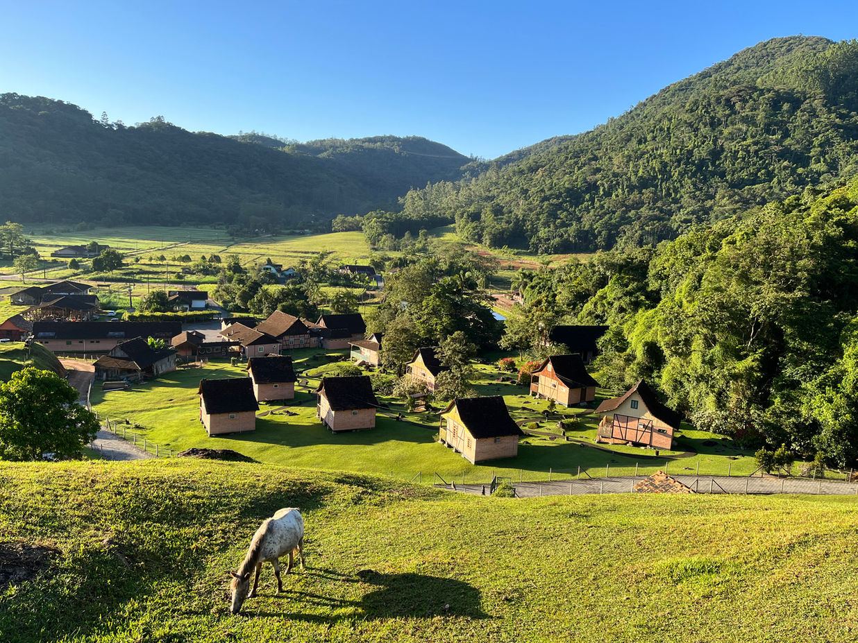 Paraíso Enxaimel Mundo Antigo - Pousada em Pomerode SC