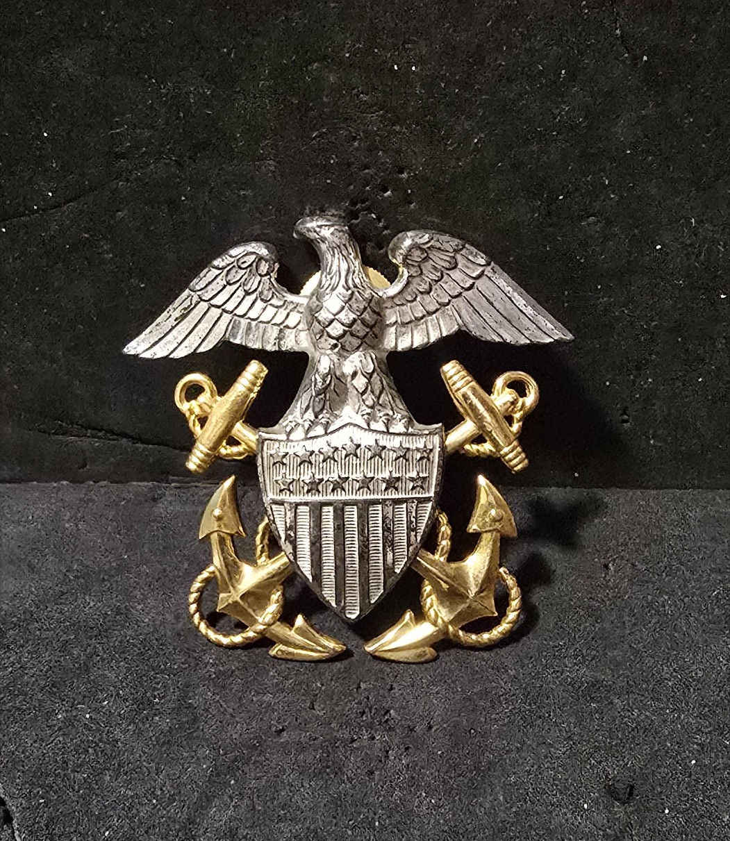 Navy Officer's Cap Badge - 1/20 10K GF