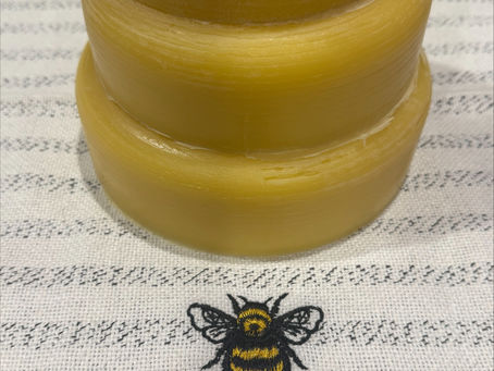 Exploring the Beauty and Benefits of Beeswax in Everyday Life