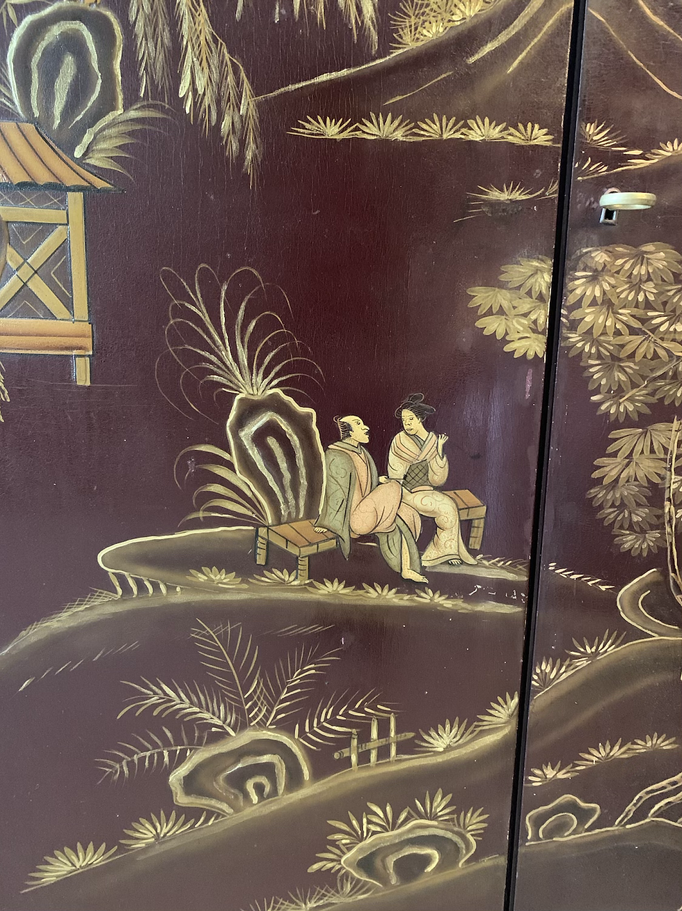 Miniatura: Antique Chinese Cabinet with Gold Hand Painted Motifs, Early 1900