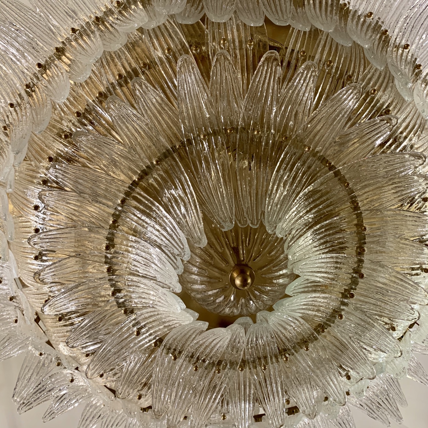 Miniatura: Murano Round Chandelier with Clear Glass Leaves, Brass Structure, 1950s