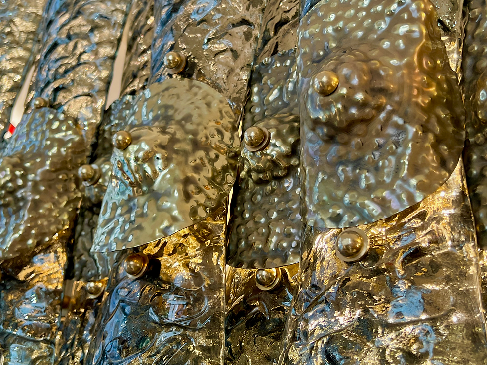 Miniatura: Late Art Deco Fumé Oval Murano Chandelier with Hammered Brass Details, 1940s