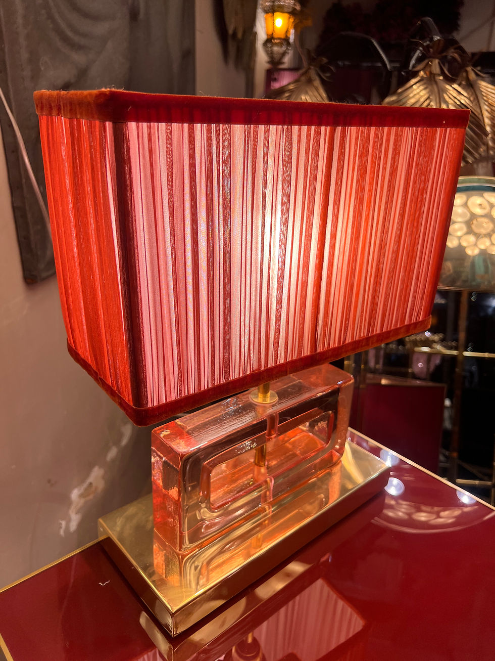 Miniatura: Coppia di lampade in vetro di Murano effetto ghiaccio rosa con nostri paralumi