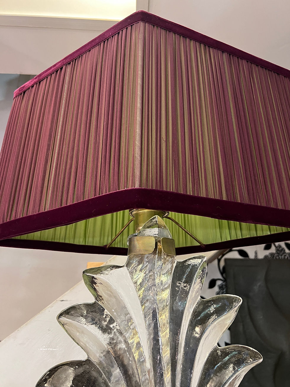 Miniatura: Coppia di lampade a foglia in vetro di Murano