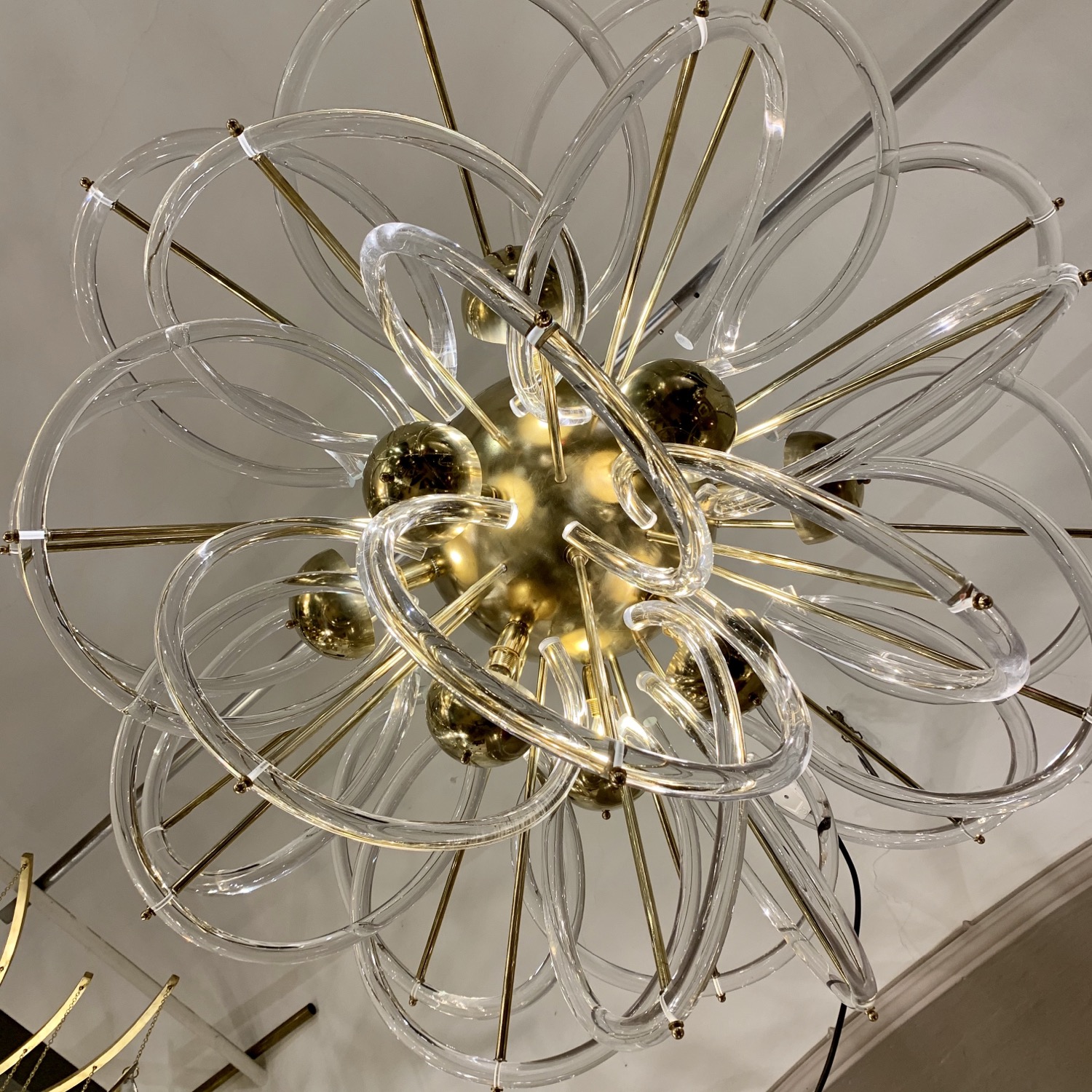 Miniatura: Murano Glass Chandelier with clear glass circles and brass structure, 1970s