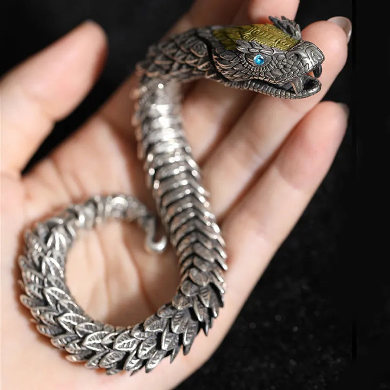 Thumbnail: Serpent Bracelet