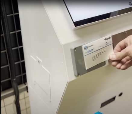 Smart RFID kiosk for automated issuing and returns