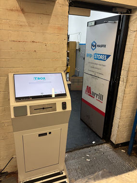 Industrial RFID kiosk providing controlled access to stock