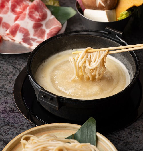 銅鑼灣登龍街 HAKATA NABE 博多鍋壽喜燒專門店 全面升級