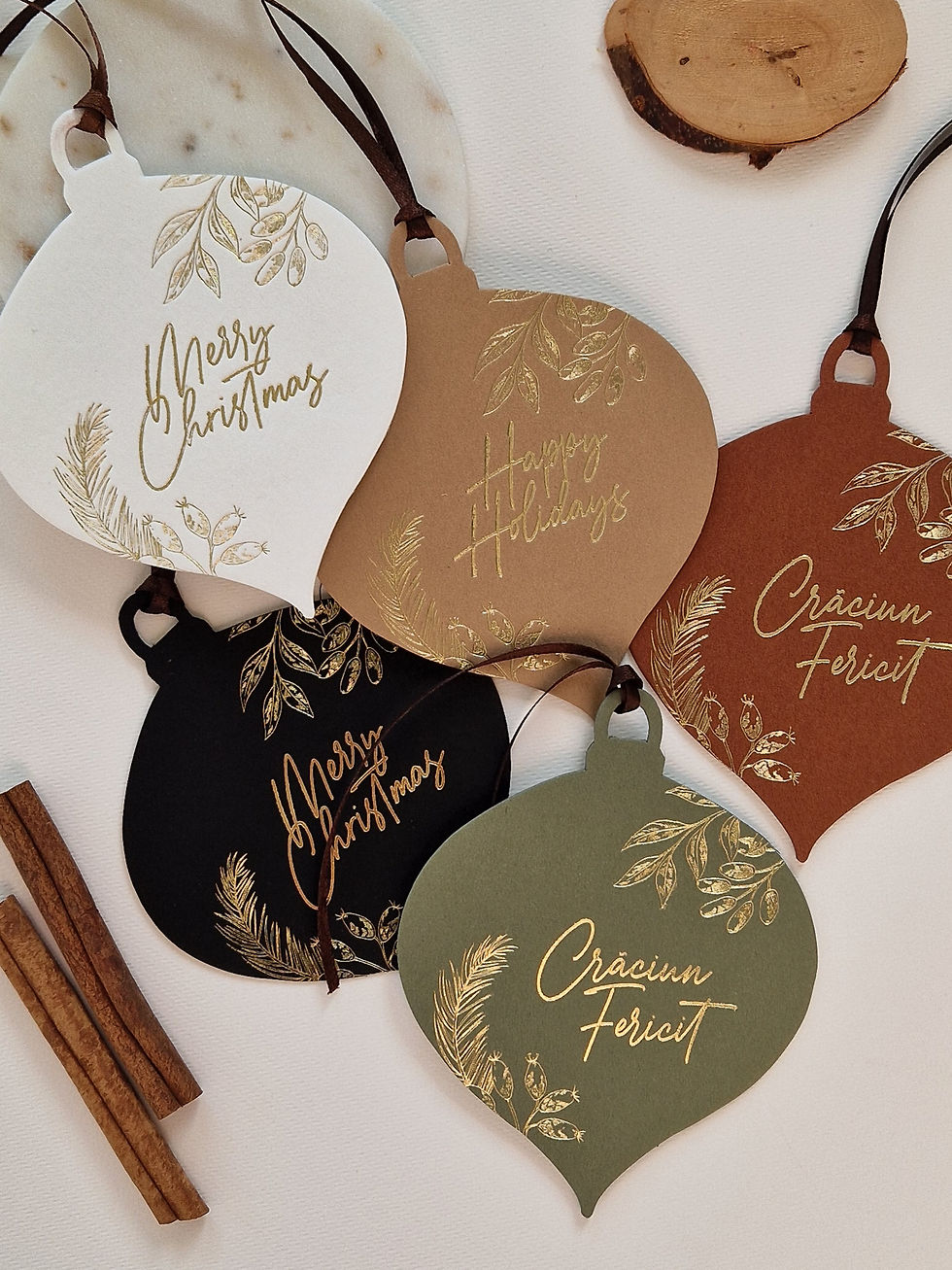 Thumbnail: Set of 5 Christmas Labels - Drop Bauble Shape - 2023 edition - Gold Foil