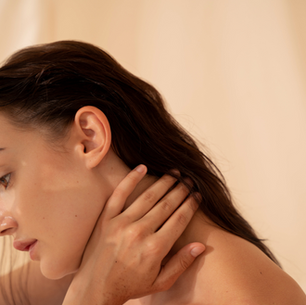 Seasonal Skin Health: Supporting the Transition from Summer to Fall with Acupuncture in Santa Monica