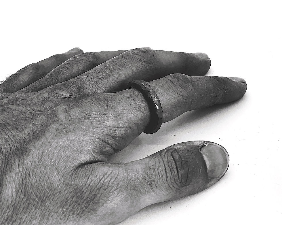 Miniature : Lune Noire