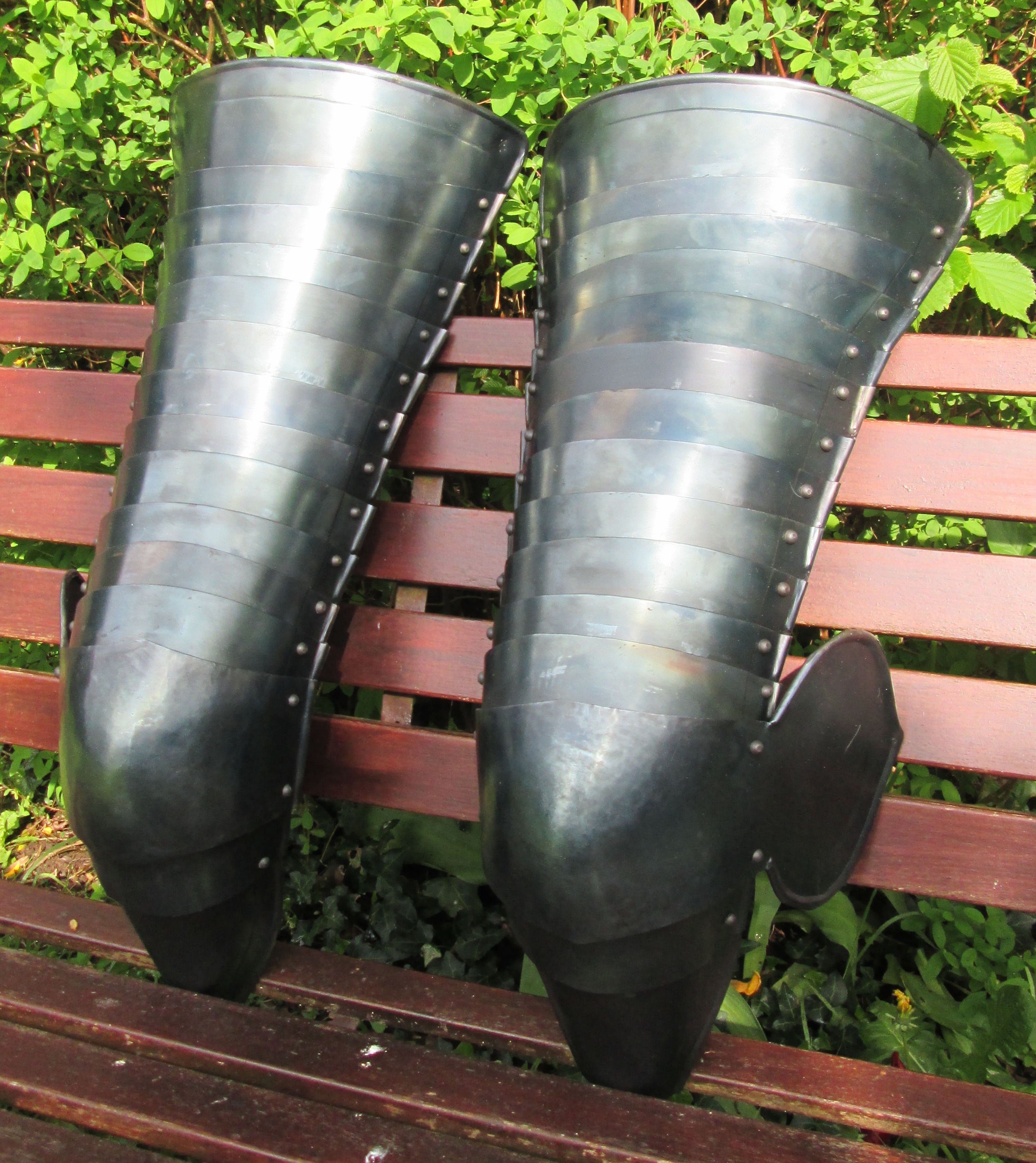 Cuirassier legs