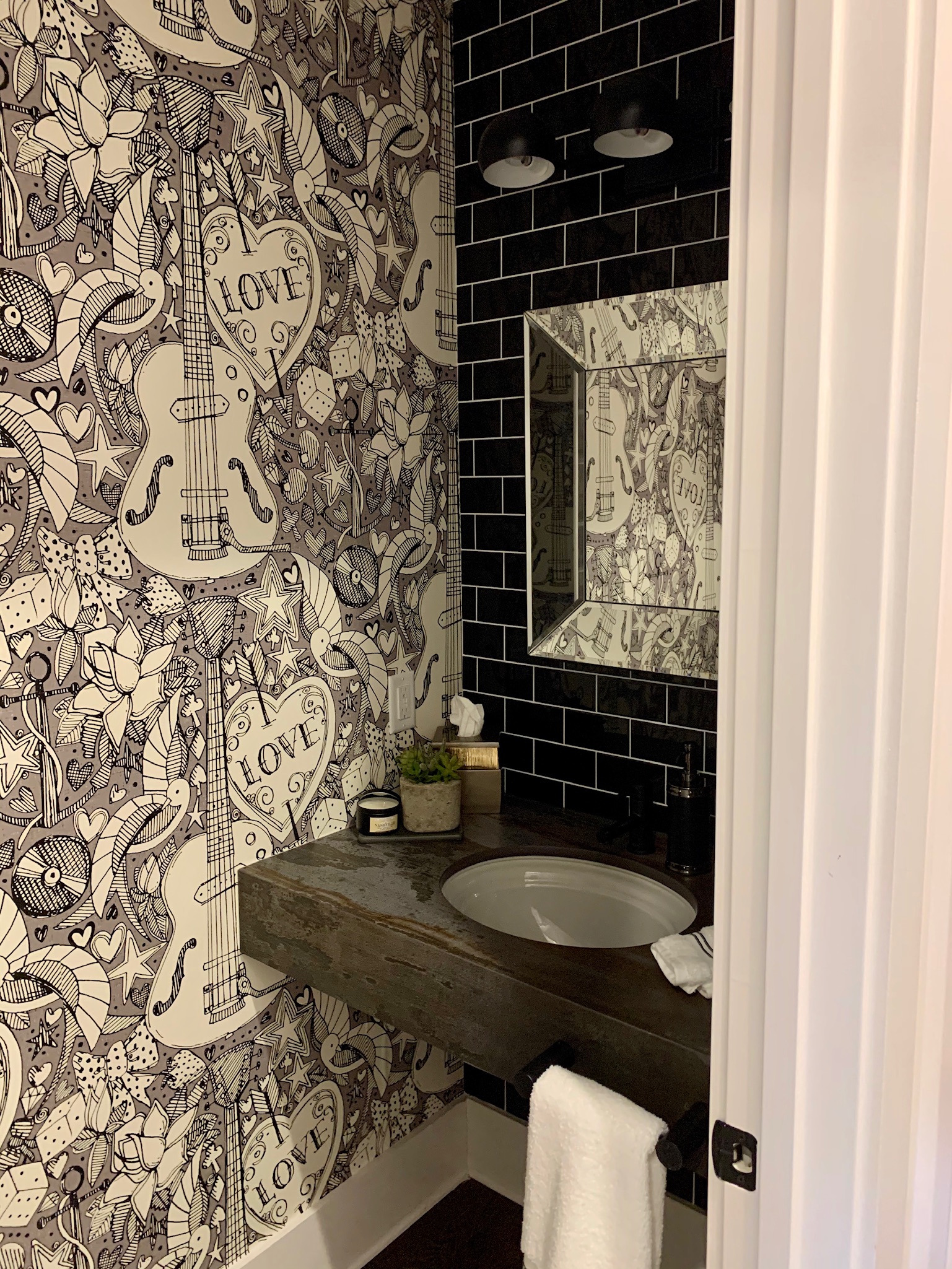 powder room