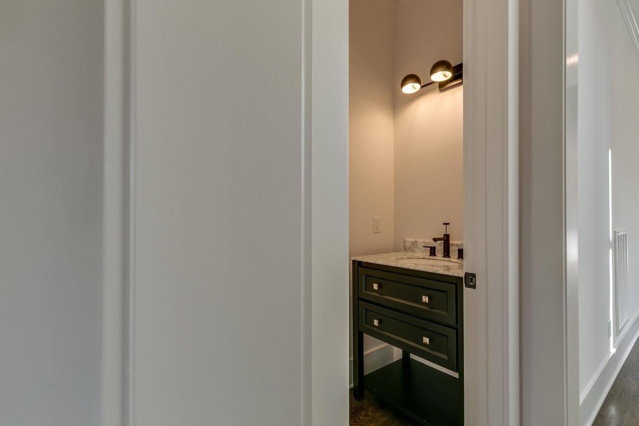 powder room