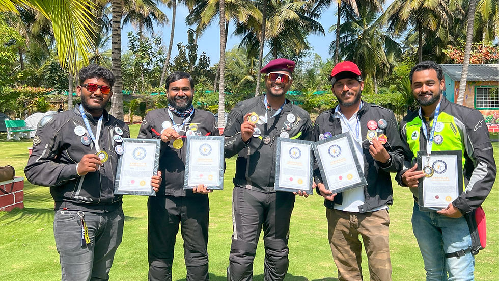 RiderzArmy members with their medals and certificates after completing the 1000 km expedition.