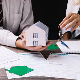 Crédits immobiliers & Prêts professionnels