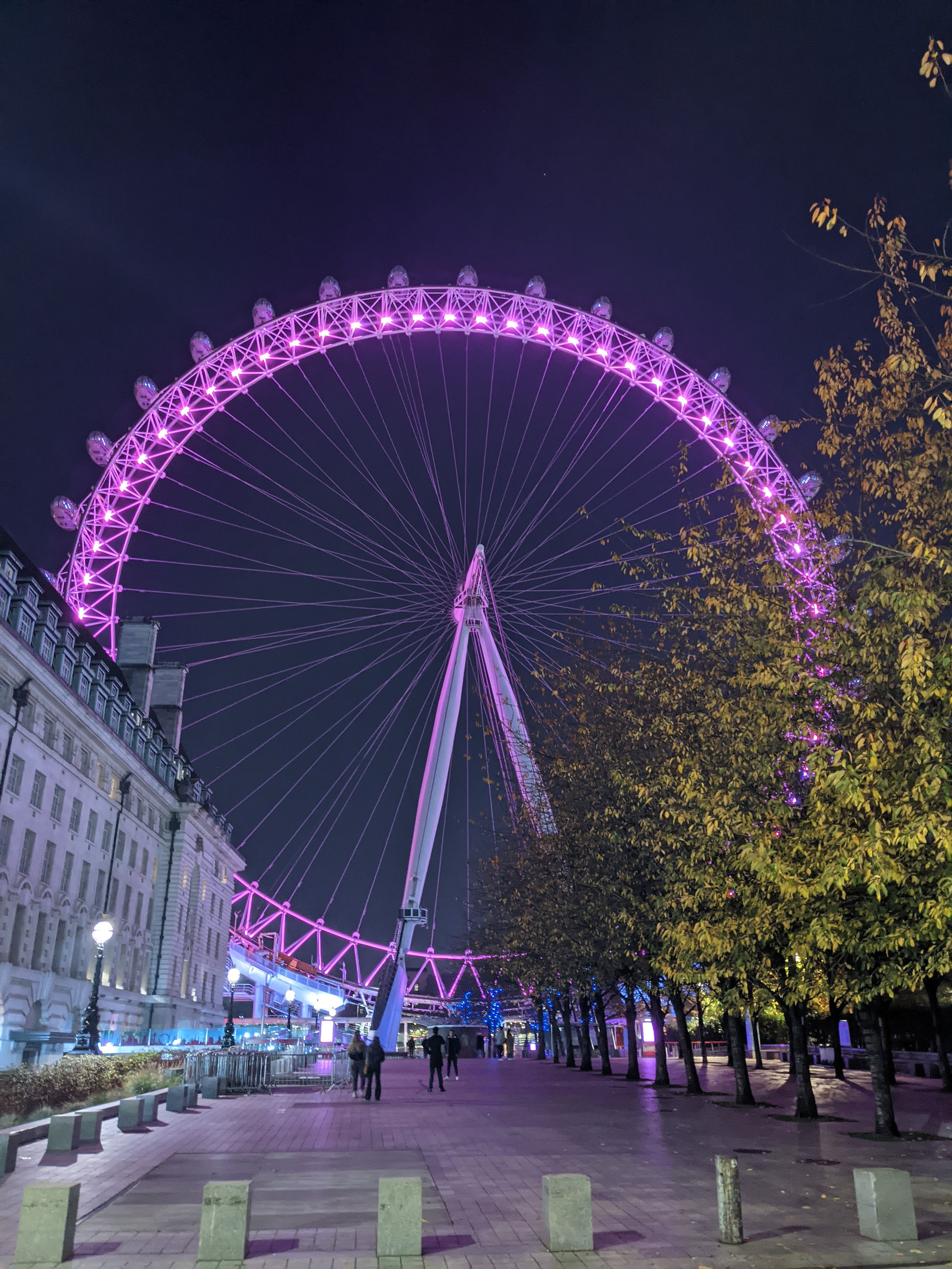 London eye by night