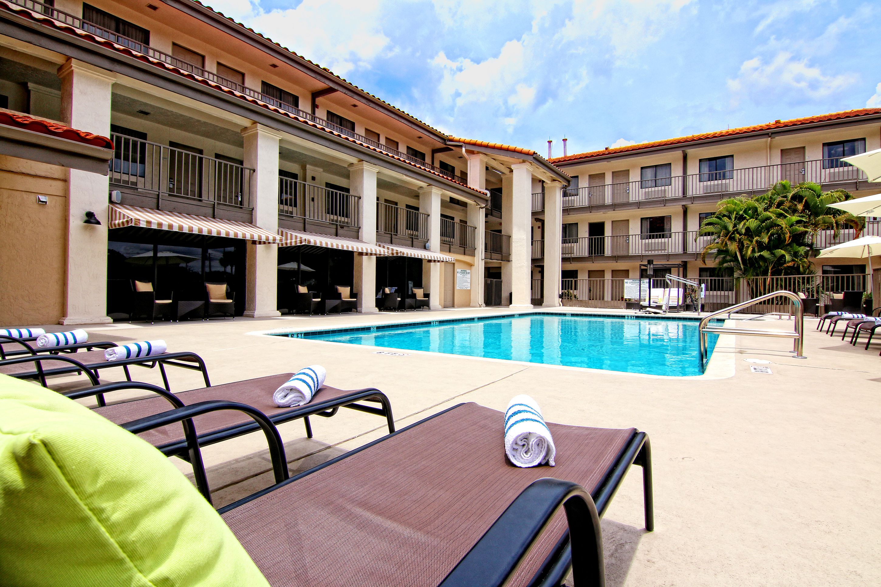 Quality Inn By The Parks Fl 34747 Hotel Near Disney Universal