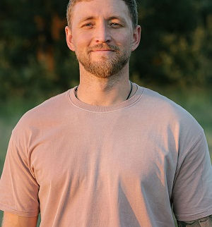 The Way Forward with Alec Zeck is Uniting Humanity
