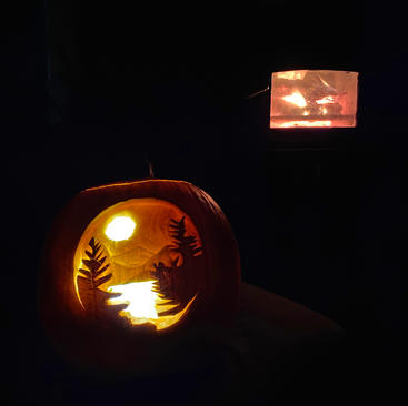 Kayla Verbitsky Web sz 1.2 Firm Div GGLO Tea m 02 My inspirati on for this pumpk in was to
